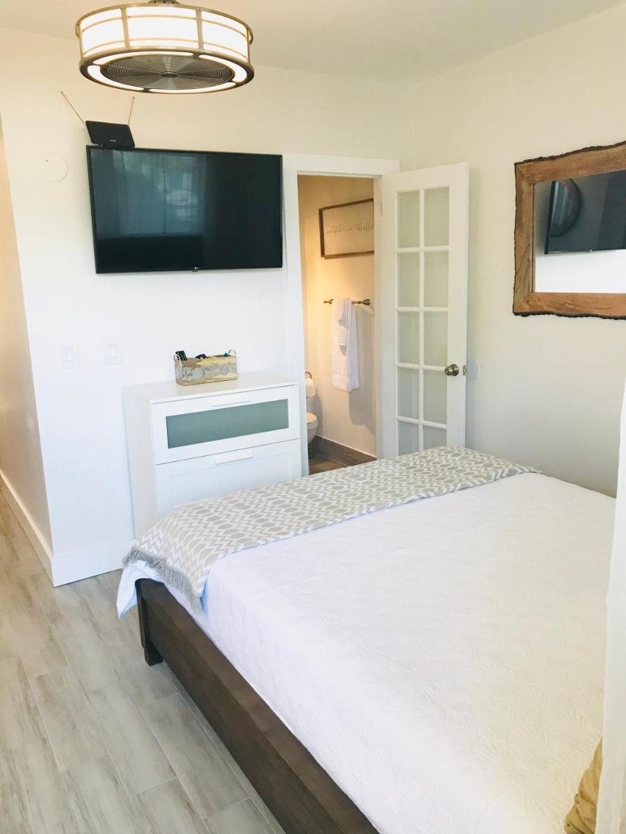 Апартаменты Wilton Manors HideAWay 5