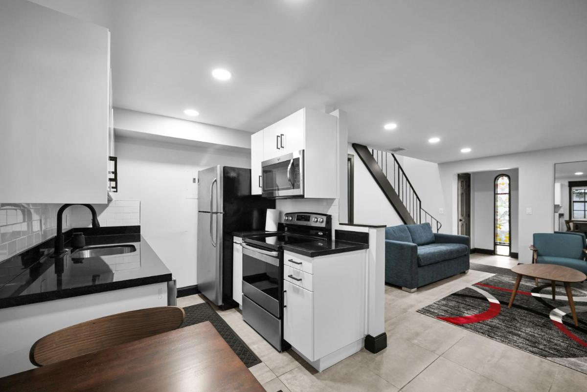 Апартаменты Wilton Manors Villas — Florida Furnished Living