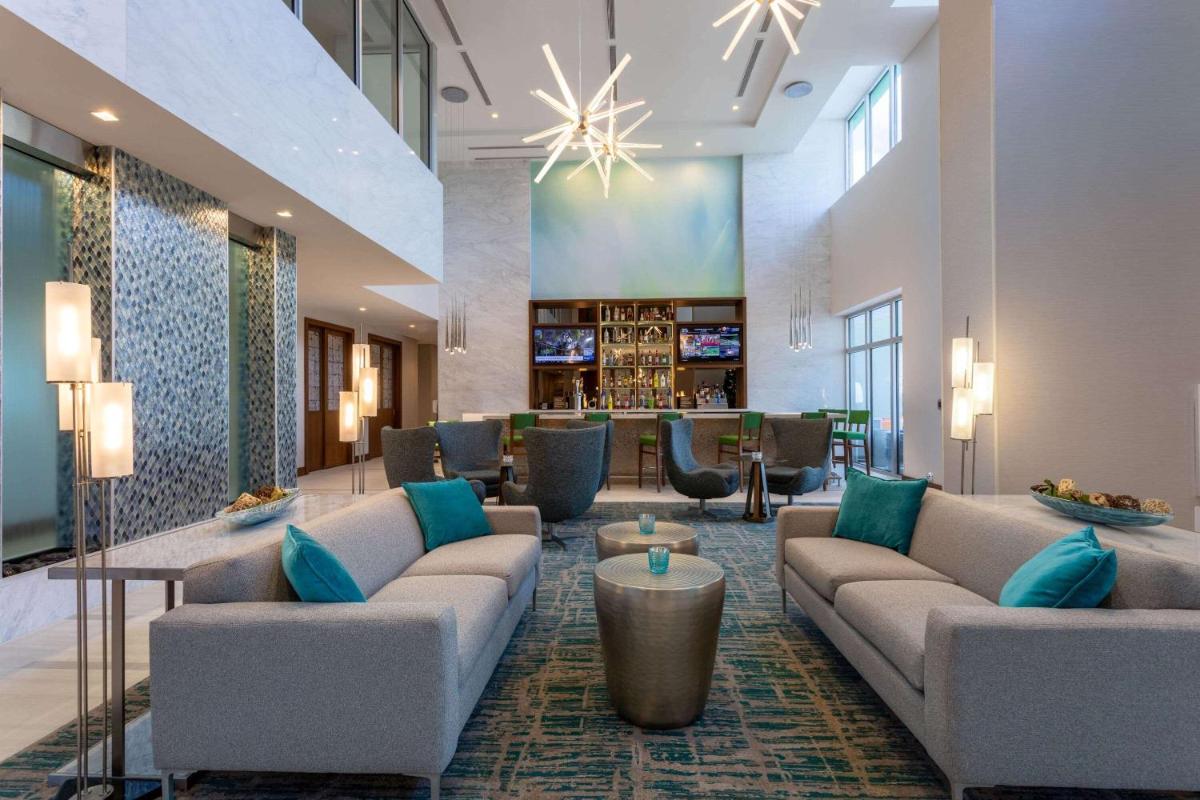 Отель Wyndham Garden Miami International Airport
