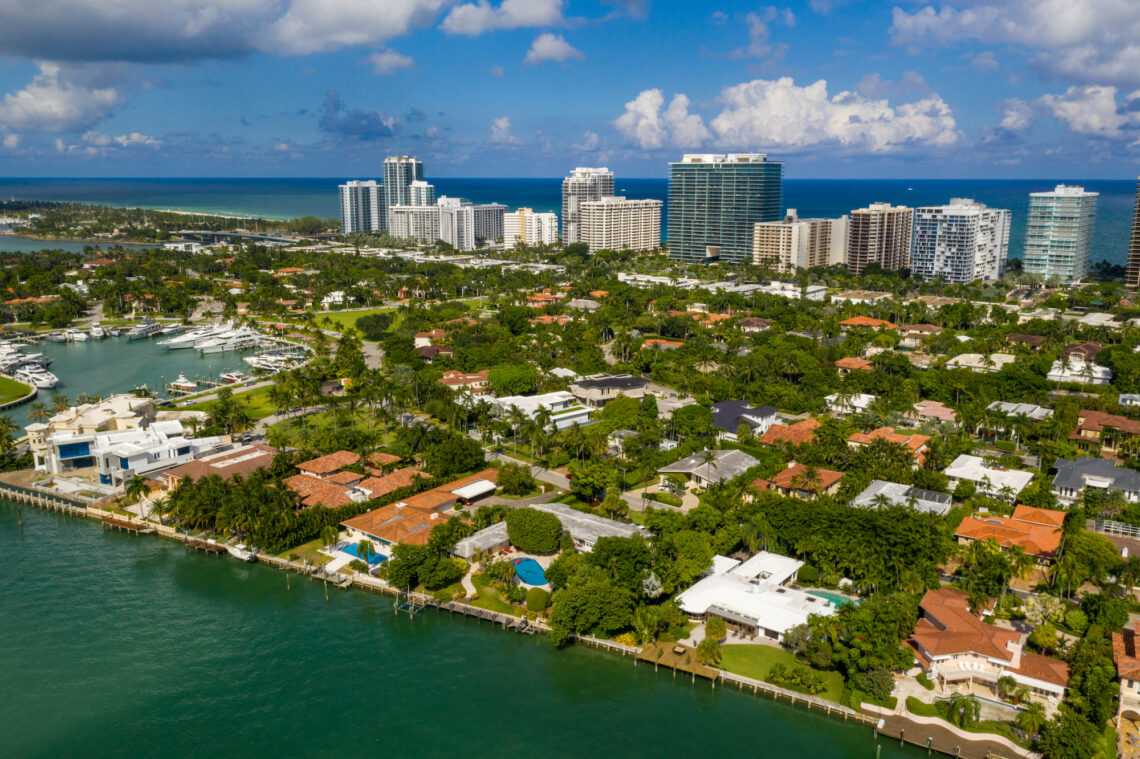 Недвижимость в Бол Харбор (Bal Harbour)