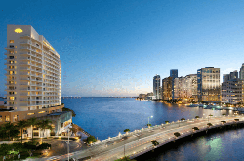 Отель Mandarin Oriental Miami 5*
