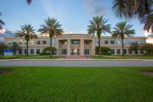 Университет Нова Саутистерн (Nova Southeastern University, NSU)